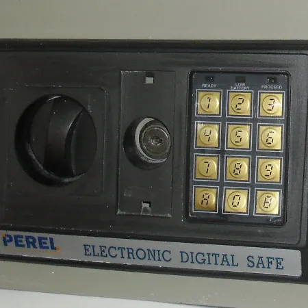 안조 아줄 리스본