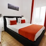 Πανσιόν Anjo Azul 4*