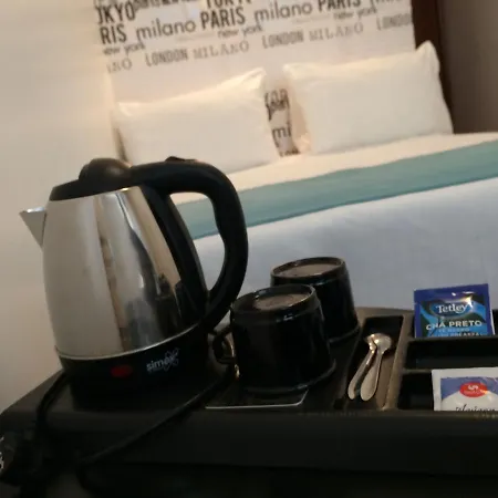 アンジョ アズール ゲストハウス リスボン